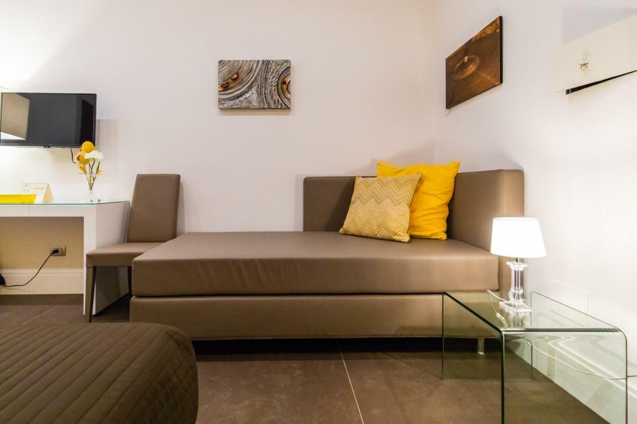 N'Apartment Наполи Екстериор снимка